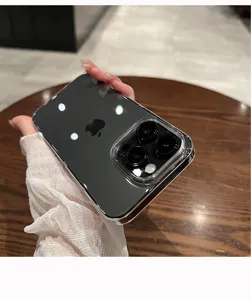 Klarer Schutzhandyhülle kompatibel mit iPhone Pro, ultradünnes PC-Rückseiten-Design.