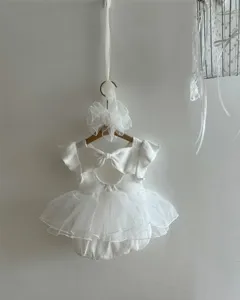 Joli body robe d'été pour bébé fille avec nœud en tulle et manches volantées mignonnes