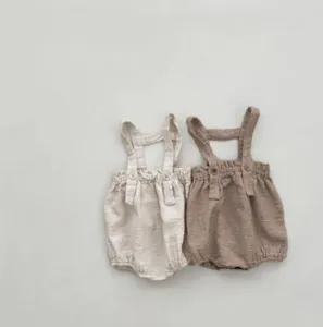 Mignon short barboteuse à bretelles en lin pour bébé, vêtement d'été respirant