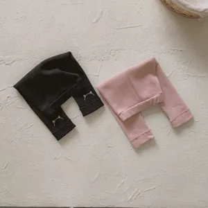 Carini leggings autunno bambina con ricamo di gatto, materiale morbido, stile piatto.