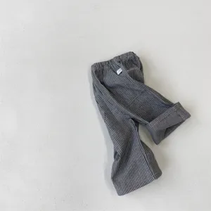 Detailed view of children's pure cotton casual striped pants, soft retro style for baby.