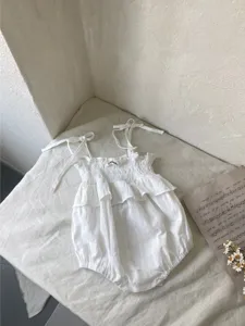 Baby meisje wit hemdje jacquard gesmokte romper zomer schattige taart rok bodysuit.