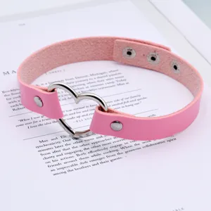Pink PU leather heart choker necklace for women, sweet style neck band fashion jewelry accessory.