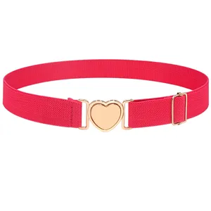 Ceinture élastique rouge avec boucle dorée en forme de cœur pour robe et jean tendance.