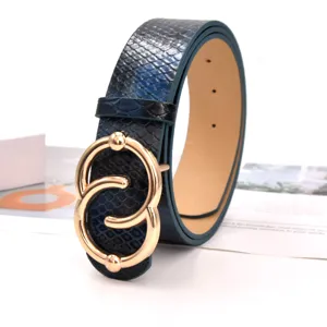 Schicker blauer Schlangenleder PU Damen Gürtel mit goldener Doppelring Schnalle Jeans.