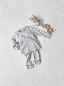 Infant ribbed long sleeve t-shirt and pants set, cute ruffled baby girl home wear and pajamas.