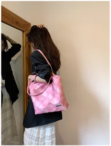 Korean style pink plaid canvas tote bag, large capacity casual shoulder bag for daily use.