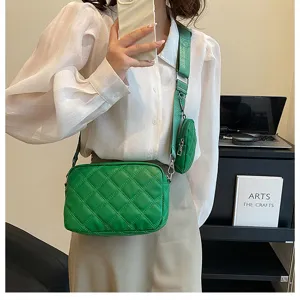 Green quilted crossbody bag with strap pouch, stylish PU shoulder bag for daily casual wear.