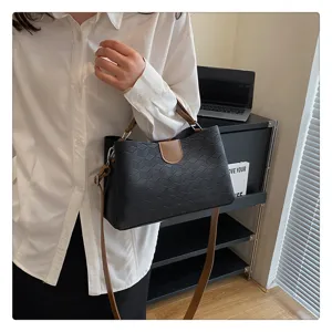 Fashion Korean style large capacity PU tote shoulder crossbody bag for women autumn wear