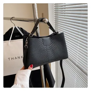 Schwarze Kroko-Muster Schultertasche stilvolle Damen Umhängetasche für Pendler Herbst Mode