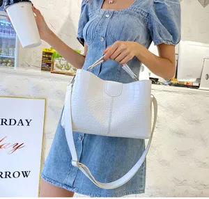 White crocodile texture tote shoulder bag for women stylish daily casual fashion handbag