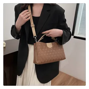 Detail view of stylish PU leather crossbody shoulder handbag with elegant design for daily women.