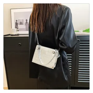 Silver laser crocodile pattern chain shoulder bag, stylish casual crossbody small square bag.
