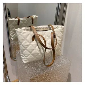 Large capacity quilted tote bag with brown straps, casual chic daily shoulder handbag.