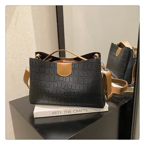 Crocodile pattern women's shoulder bag stylish tote handbag casual crossbody bag