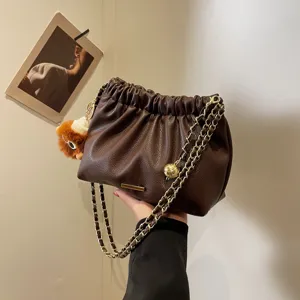 Stylish brown cloud shoulder bag for women, chic chain strap and soft pu leather crossbody bag.