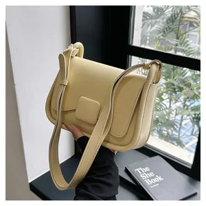 Sac à l'aisselle jaune tendance pour femme, petit sac porté épaule chic avec rabat.