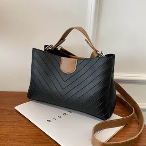 Women PU Leather Shoulder Bag Retro Underarm Bag Solid Color Stitched Casual Crossbody Bag Daily Handbag