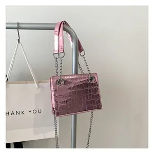 Pink metallic crocodile pattern shoulder chain bag, stylish fashion crossbody square bag.