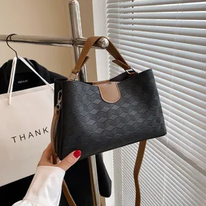 Stylish PU leather handbag women tote crossbody shoulder bag black and brown design