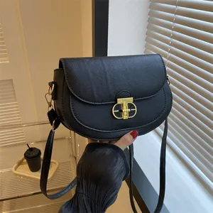 Women Fashion PU Leather Saddle Bag Retro Chic Crossbody Shoulder Bag With Metal Lock Elegant Casual Underarm Purse