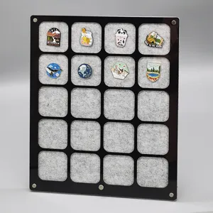 Vitrine de présentation en acrylique pour badges et épingles, présentoir feutré pour broches.