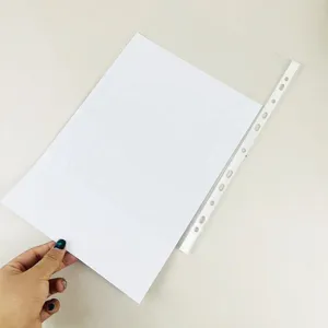 Tasche trasparenti per documenti a 11 fori in plastica per raccoglitori ad anelli.