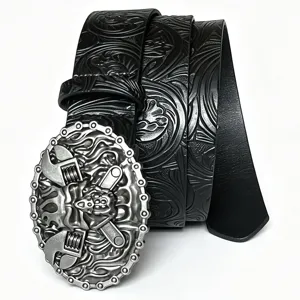 Ceinture en cuir PU gaufré rétro avec boucle en métal crâne punk pour hommes et femmes.