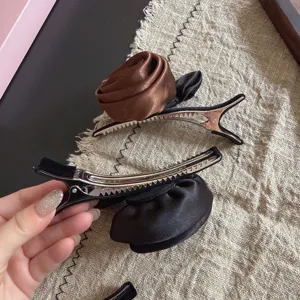 Retro fabric rose hair clip elegant satin flower duckbill clip for women stylish hair accessories.