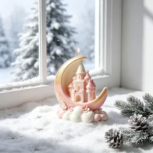 Prachtige roze kasteel maan geurkaars, ideale winter huisdecoratie en romantische cadeau keuze.