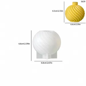 Detalle del molde de vela de bola espiral de silicona con dimensiones y producto acabado.