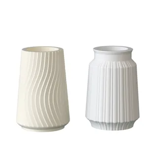 Nordische minimalistische weiße wellenförmige dekorative Vasen für moderne Heimdeko DIY.