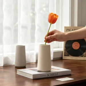 Minimalist ceramic smooth vase home decor tabletop flower arrangement modern minimalist style