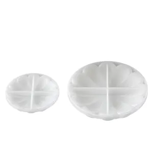 Flower petal silicone tray mold detail view, showing large and small sizes with compartment design.