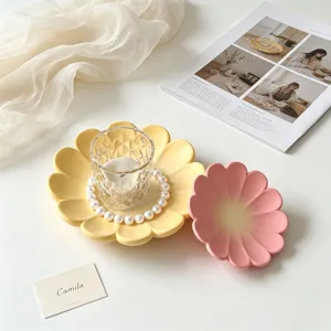 Poppy flower petal tray silicone mold DIY resin casting tray for jewelry storage and home decor.