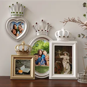 European vintage crown photo frame set, elegant resin decorative picture frames for home decor.