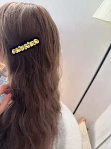 Rétro barrette à cheveux BB en velours noir et strass cristal élégant accessoire de coiffure mode.
