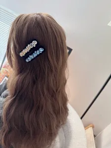 Barrette a cheveux en velours strass cristal scintillant accessoire de detail mode