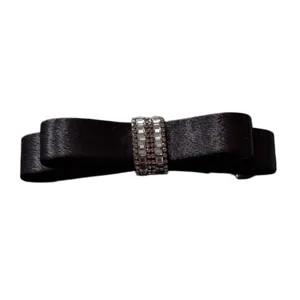 Elegante schwarze Satin-Schleifen-Haarspange mit glitzernden Strasssteinen für Damen.