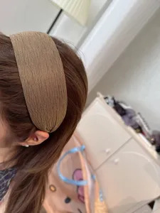 Retro wide brown pleated fabric headband elegant solid hair hoop daily casual accessory
