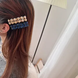 Ensemble de peignes à cheveux élégants en strass, pinces à cristaux étincelants pour femmes.