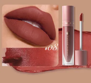 Rossetto liquido opaco in velluto YOUNG VISION con applicatore preciso, lunga tenuta.
