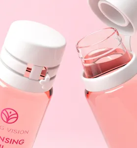 Tragbare Reisegröße Reinigungsöl Flaschendetail, klare flüssige Hautpflege Kosmetik Design.