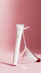 YOUNG VISION lipreinigingsgel detailopname, gladde textuur voor zachte make-up verwijdering.