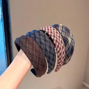 Plaid wide headband detail view, multi-color checkered hair hoop for daily fashion wear.