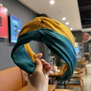 Diadema trenzada de terciopelo de doble capa para mujer, accesorio de pelo retro elegante.