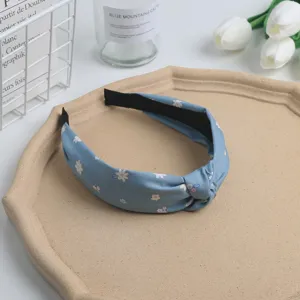 Blue floral knotted headband sweet style hair accessory for daily wear and washing face detail.