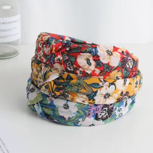 Sweet floral headband set, stylish fabric hair hoops for women and girls daily wear.