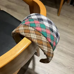 Retro plaid headband for women, thick sponge hair hoop, vintage wide hair accessories for daily.