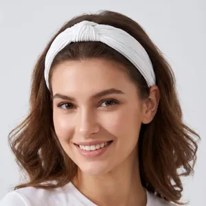 Bandeau noué blanc pour femme, cerceau à cheveux large plissé pour la mode et le lavage.